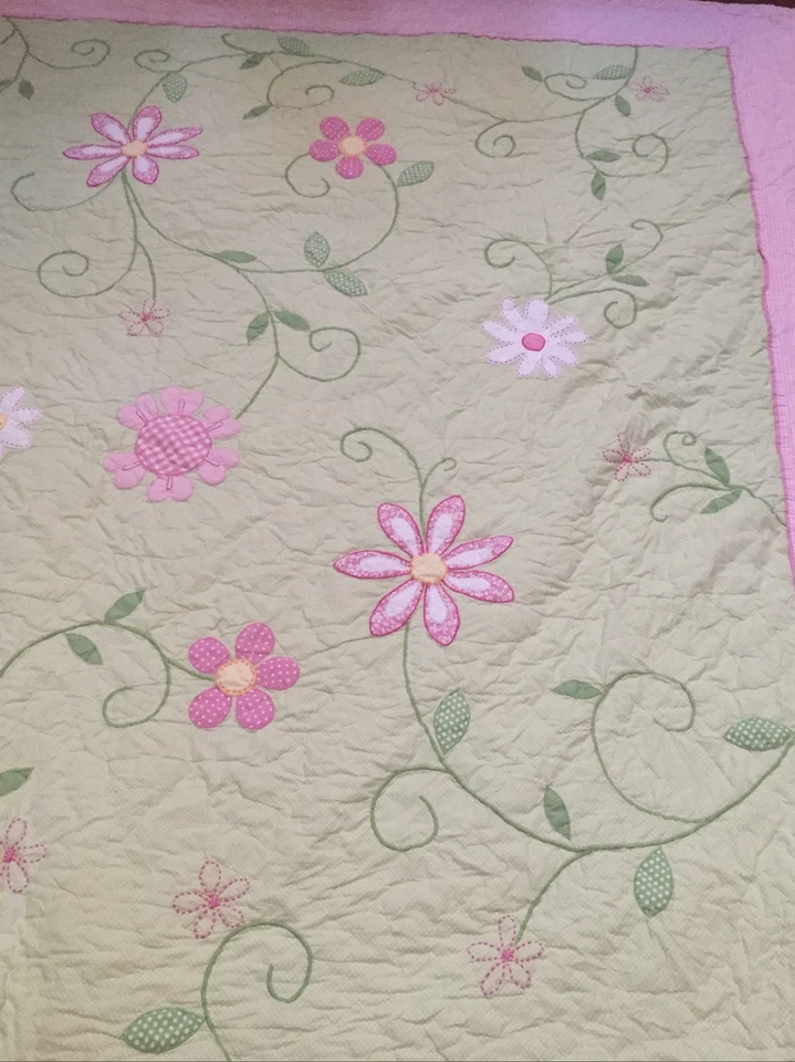 Pottery Barn Kids 84x95" Quilted Comforter Flowers Pink Gingham White Dots - Image 2 of 4