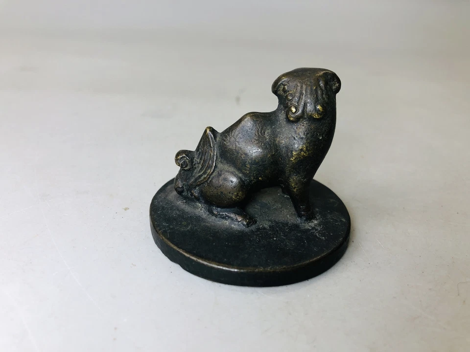 Y6170 NETSUKE Cobre Sello Material León Japón Antiguo Kimono Accesorio De Colección Foto 3 de 4