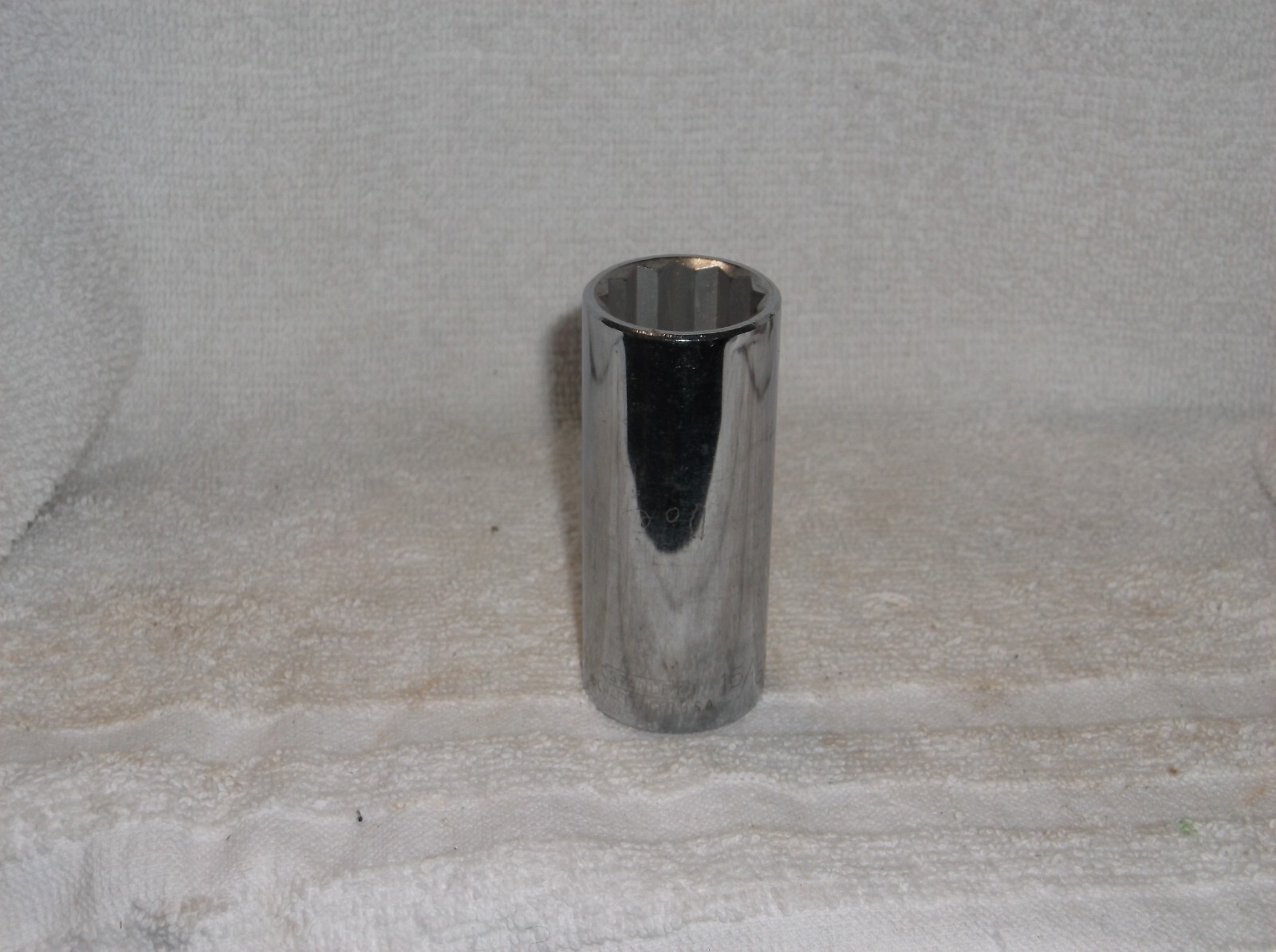 stanley-challenger-1-2-inch-drive-15-16-inch-12-point-deep-socket-1730