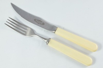 Neu Echt Creme Griff Steakmesser & Gabel Gebürstete Oberfläche Hergestellt in Sheffield