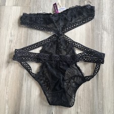 Adore Me Zig Zag Lace Lingerie NWOT Size xL