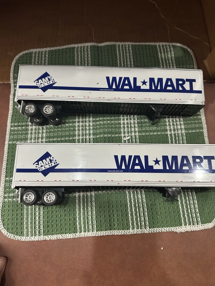 Tonkin Walmart Sams Club International 9400i Doubles 1:53 Limited Edition in Tin - Image 4 of 4