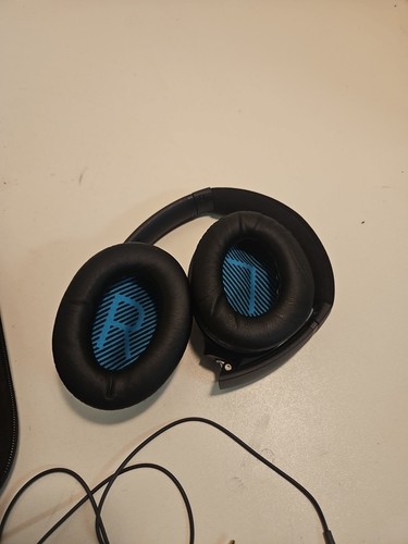 Bose QuietComfort 25 QC25 Wired 3.5mm Acoustic Noise Cancelling Headphones Black - Picture 3 of 5