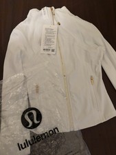 lululemon Define Cropped Jacket  Jogger Pants Set White Size 6 Zippered Pockets