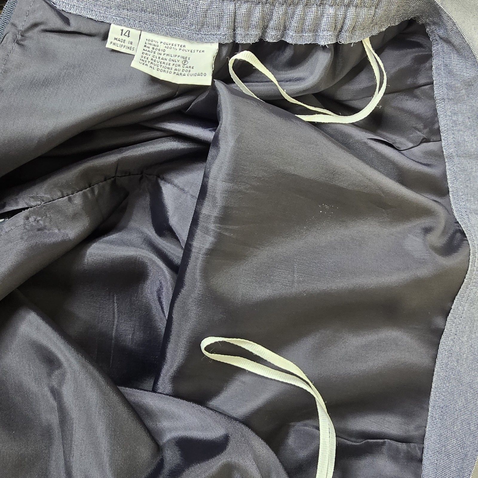 Le Suit 2 Piece Skirt Set Womens 14 Gray Short Sleeve Career Work Wear Business