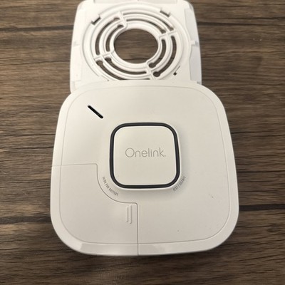8 First Alert Onelink Smoke Carbon Monoxide Detector Model 1042136. Lot  No Box
