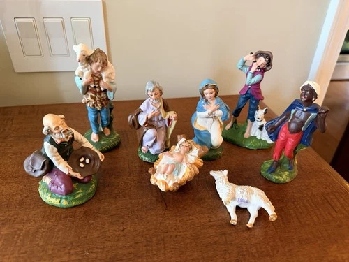 Vintage lot of 7 Nativity manger figures made in Italy MCM 4-5” Tall