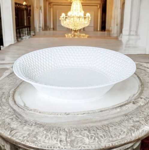 Tiffany & Co TIFFANY WEAVE Basket White Sybil Connolly 12 3/8” Vegetable Bowl - Picture 1 of 9