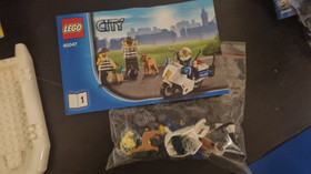 LEGO CITY: Police Station (60047), (60065) & (60127)
