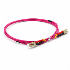 Lindy LC/LC OM4 Duplex 50/125 Fiber Erika Pin...
