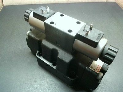 Atos SDHE-0713 DC 20 Solenoid Valve w/ Hydraulic Directional Valve DP-2713 S PIL