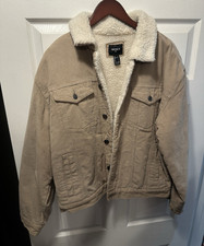 FOREVER 21 Sherpa Lined Trucker Jacket Beige Button Front Collared Size L