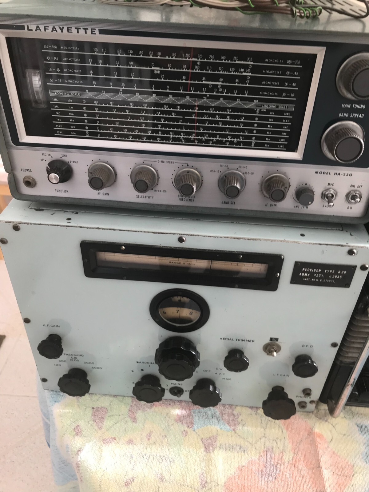 selection of old communications receivers eBay