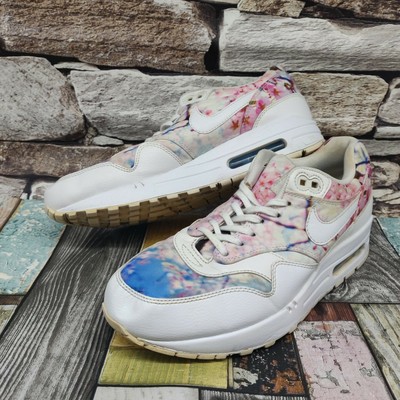 womens floral nike trainers