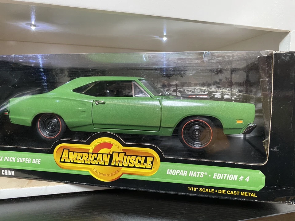 Dodge Coronet Super Bee 1:18 Mopar Nats Edition Auto Americana American Muscle - Immagine 4 di 4