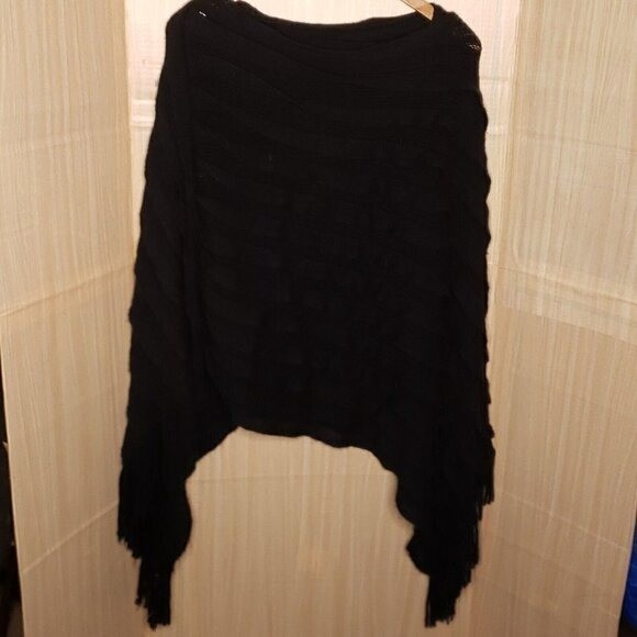 Unbranded Womens Black Sweater Knit Poncho Fringe Detail OS