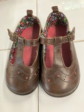 Children  s Baby Gap Shoes 6 Inches Long