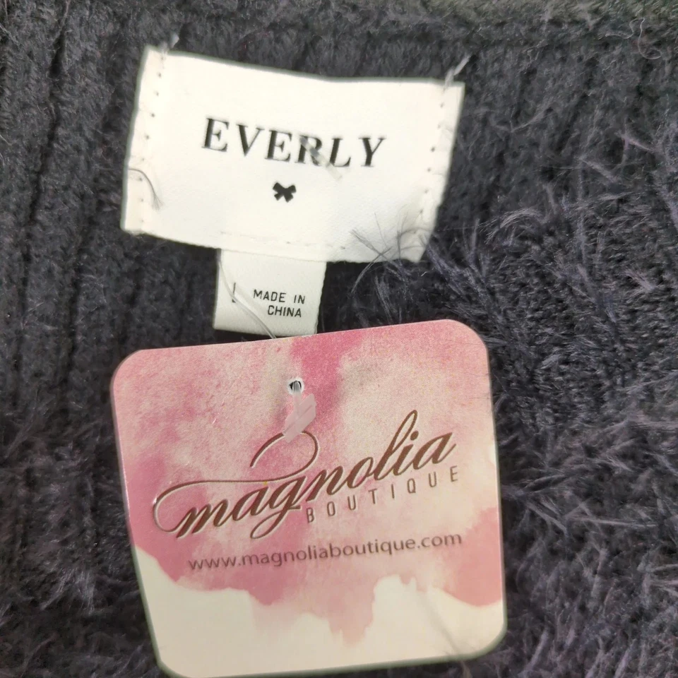 Nuevo con etiquetas Vestido Suéter Everly Negro Pluma Difuso Talla L Ajustado Elastizado Capricho Acogedor Foto 3 de 4