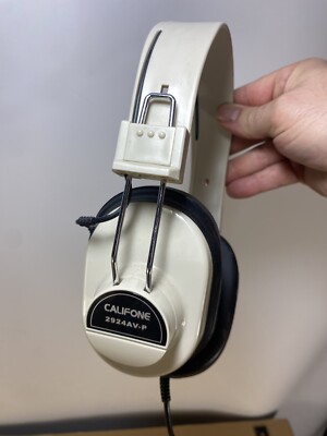 Vintage 90s 80s Califone Over The Ear Stereo Guitar Headphones Boombox Receiver
