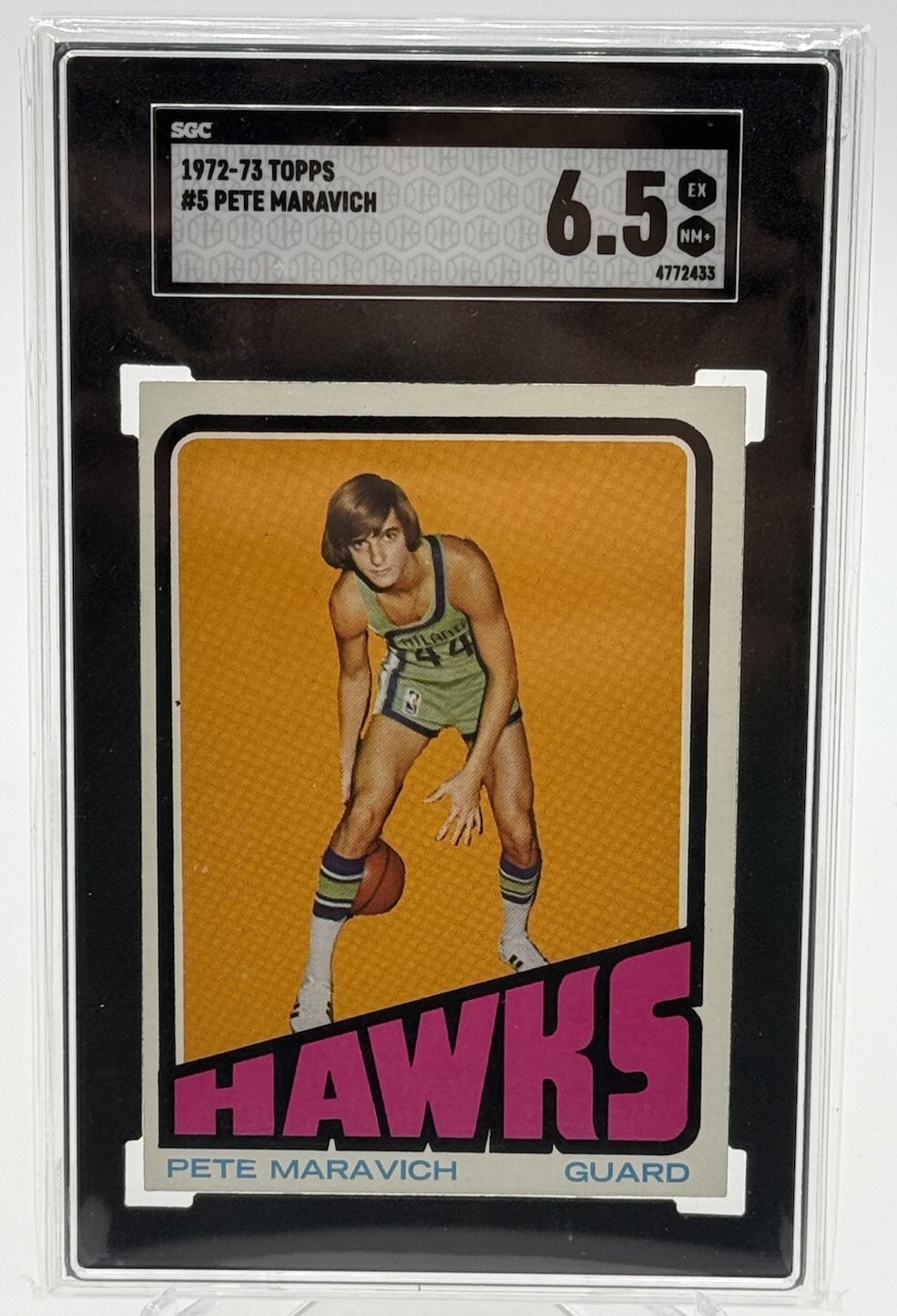 1972-73 Topps PETE MARAVICH Atlanta Hawks #5 SGC 6.5 EX-NEAR MINT+ Condition HOF