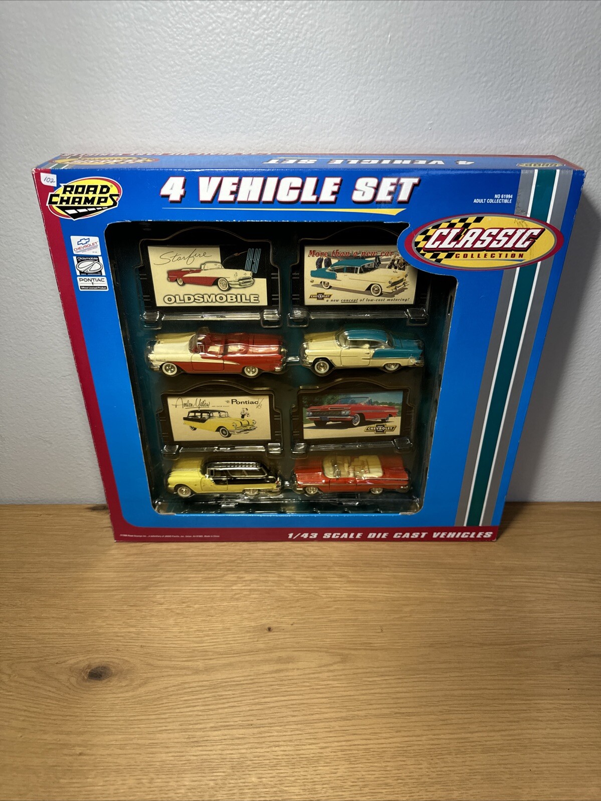 Road Champs 4 Vehicle Classic Car Set 1/43 Scale Die Cast - Beautiful!