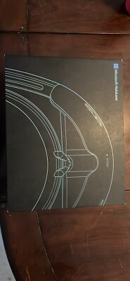Microsoft Hololens 1 Development Edition (1688) with Clicker & Genuine CarryCase