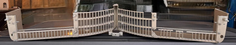 Grelha Buick Riviera 1969 - Imagem 2 de 4