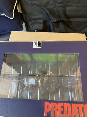 2020 Diamond Select Toys PX SD Exclusive Unmasked Predator Diorama