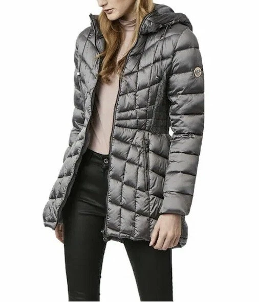 Bernardo Women s EcoPlume Hooded Packable Quilted Jacket Charcoal