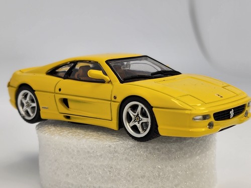 1/43 Bang Ferrari 355 Berlinetta gelb mit Box aus Japan 8026 Modellauto Minicar - Bild 10 von 14