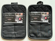 2 X Royal Crest Kitchen Polyester/Neoprene Pot Holders 7” X 10”with Hand Pocket.