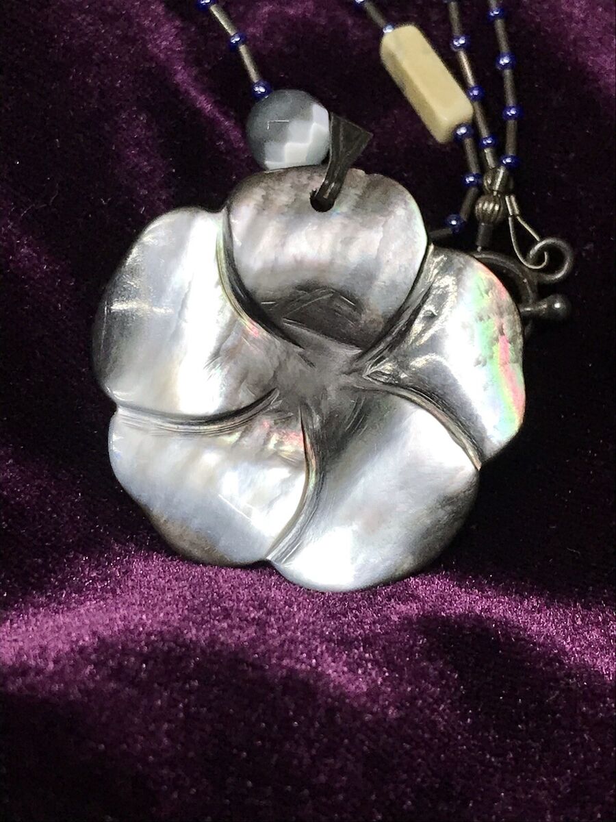 925 Handmade Large 1 1/2” Abalone Flower Pendant With 19
