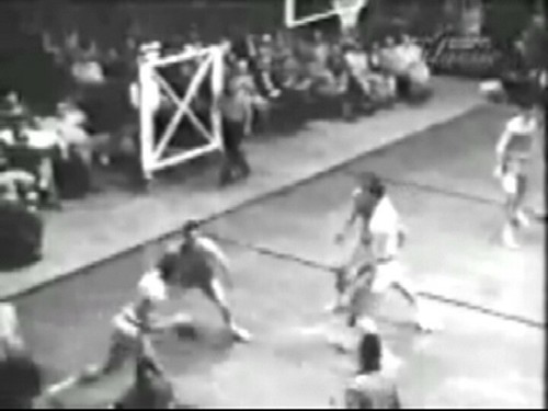 1954 NBA Finals Game 1 Lakers vs Syracuse Nationals MIKAN SCHAYES Free Shipping - Picture 4 of 5