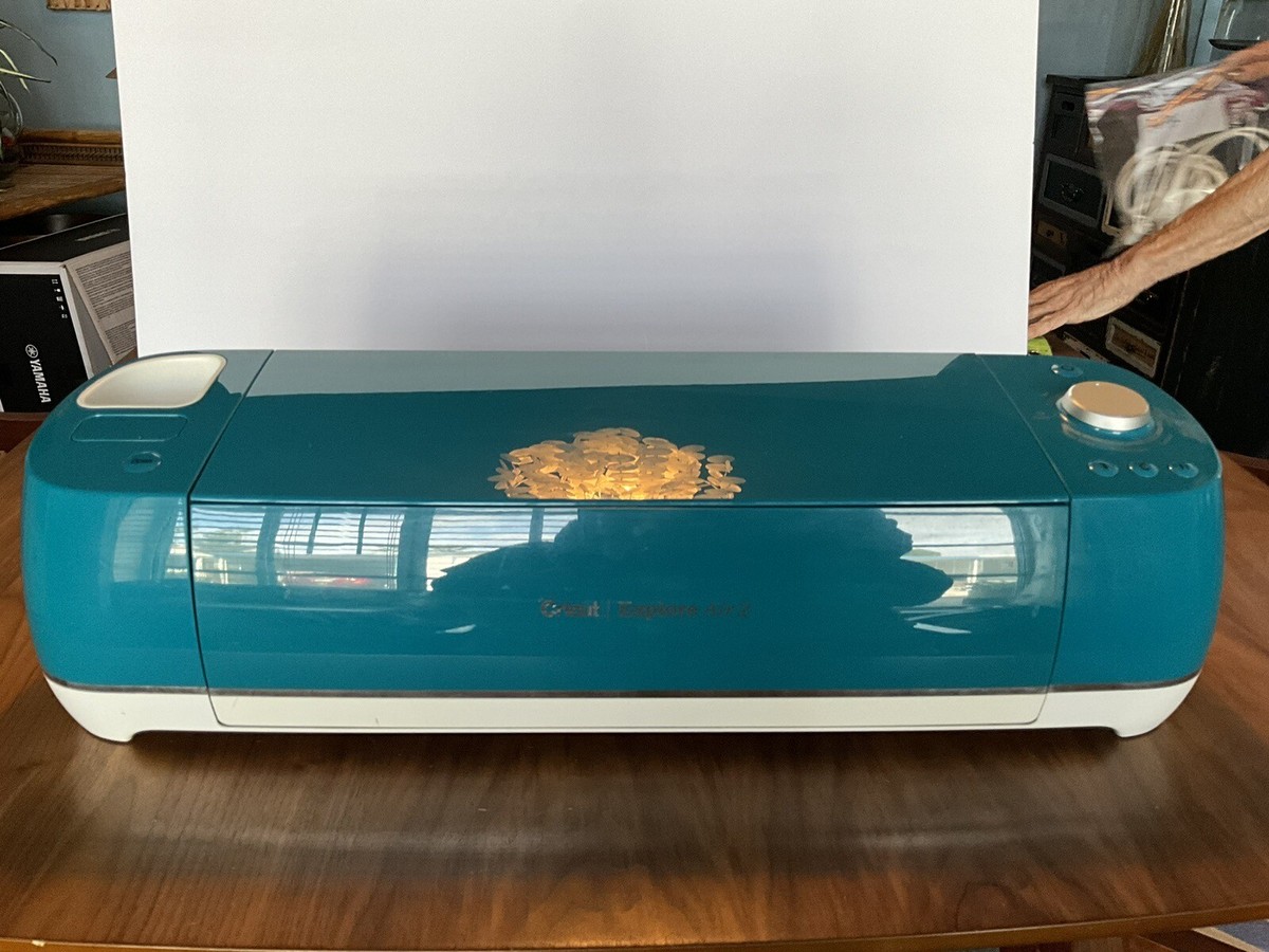 Cricut Explore Air Die Cutting Machine 2005420 for sale online