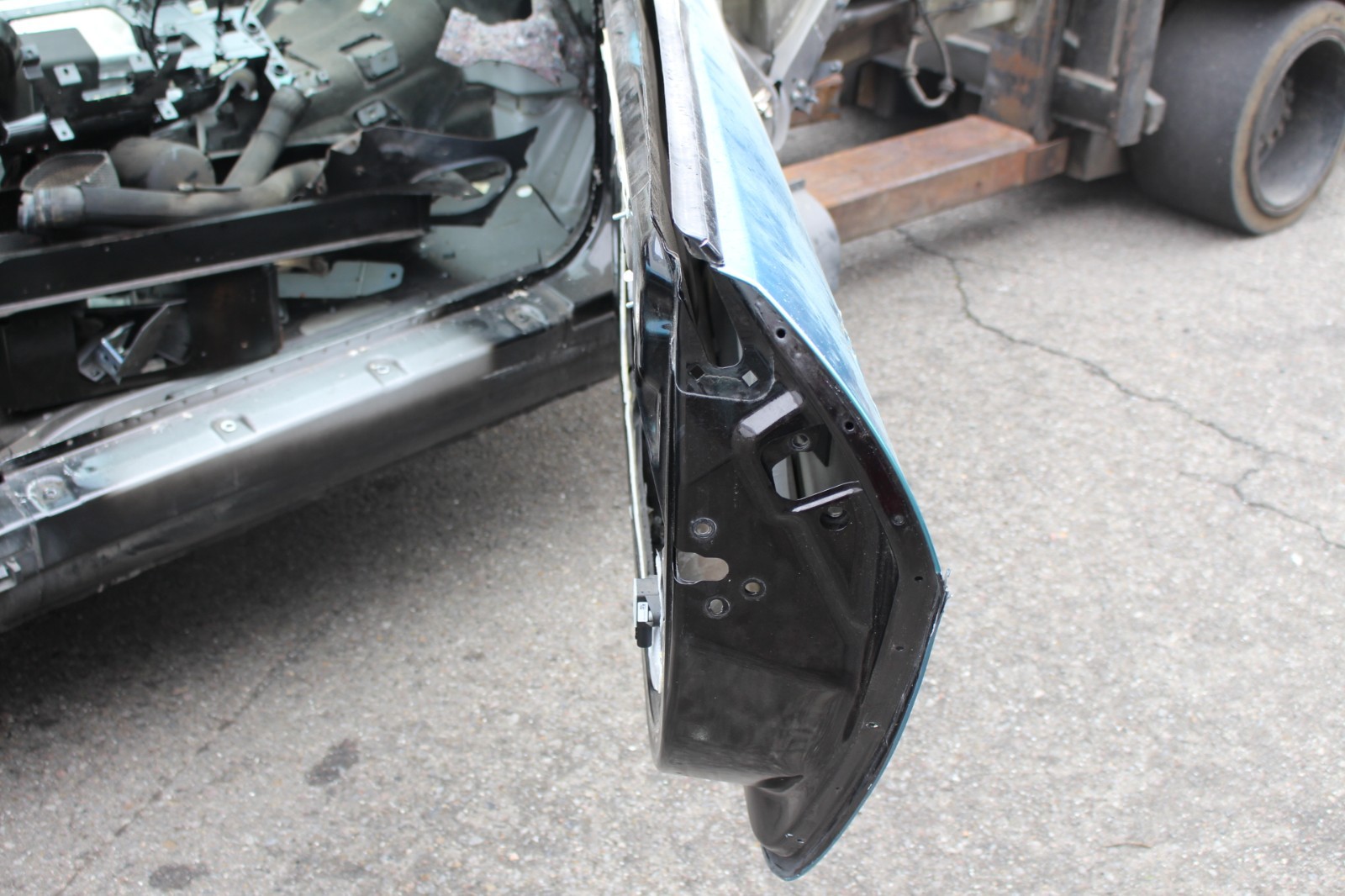 Maserati Granturismo Cabrio Convertible Only, RH Door Shell, Used, P/N 81797900
