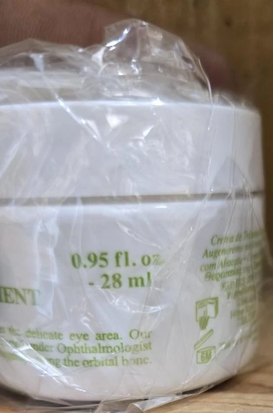 Authentic Kiehl's Creamy Eye Treatment with Avocado  0.95fl oz/28ml - Image 3 of 3