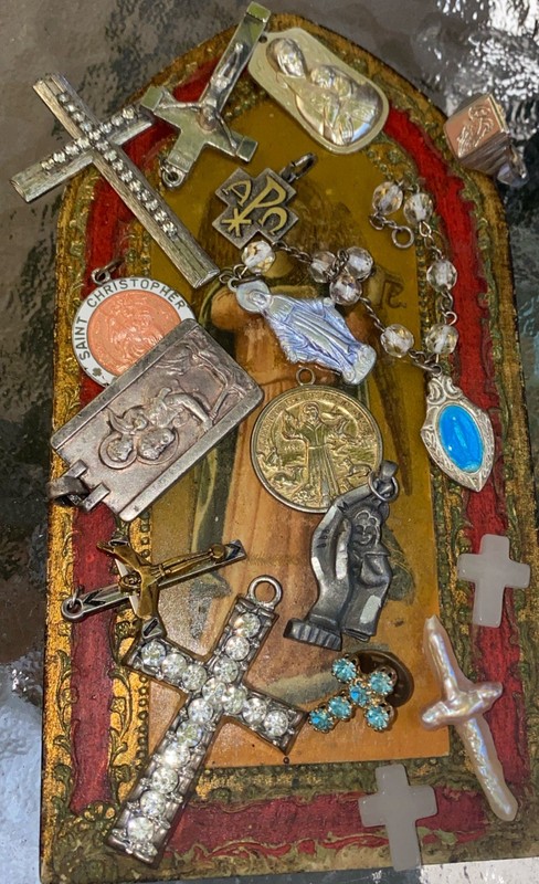 Vintage/now Religious Lot. Some From Italy .