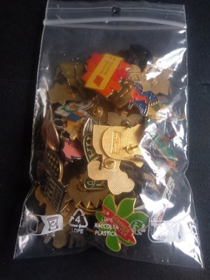 lot No. 3 of 60 pins various themes, without staples