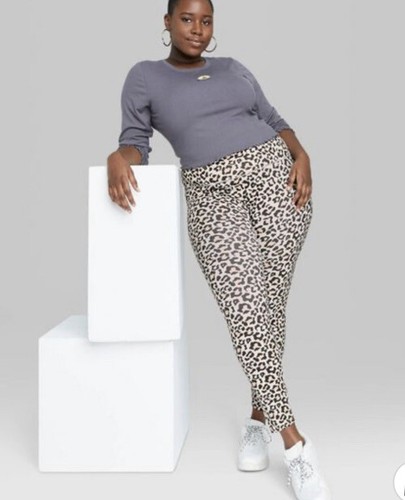 Women's High-Waisted Leggings Wild Fable Beige Leopard Print M Womens NWT Women