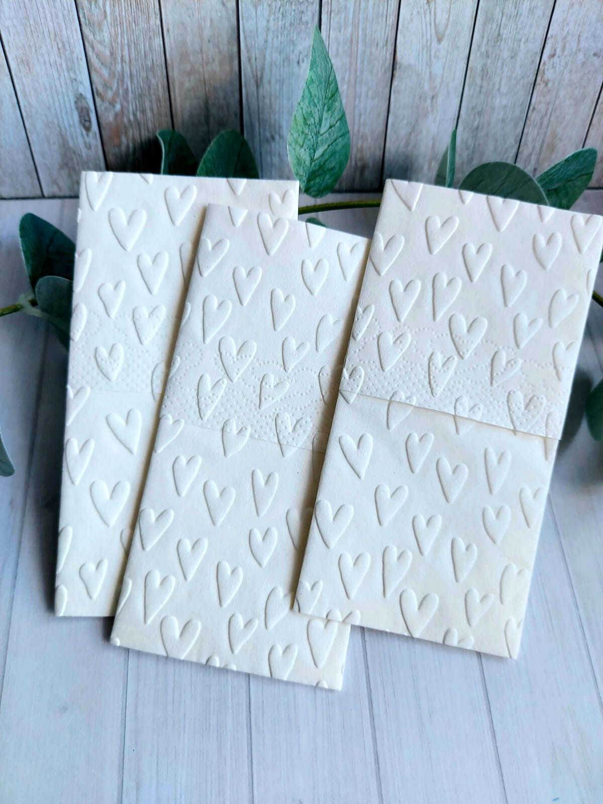 50 geprägte Taschentücher Freudentränen Herzen Hochzeit Taufe