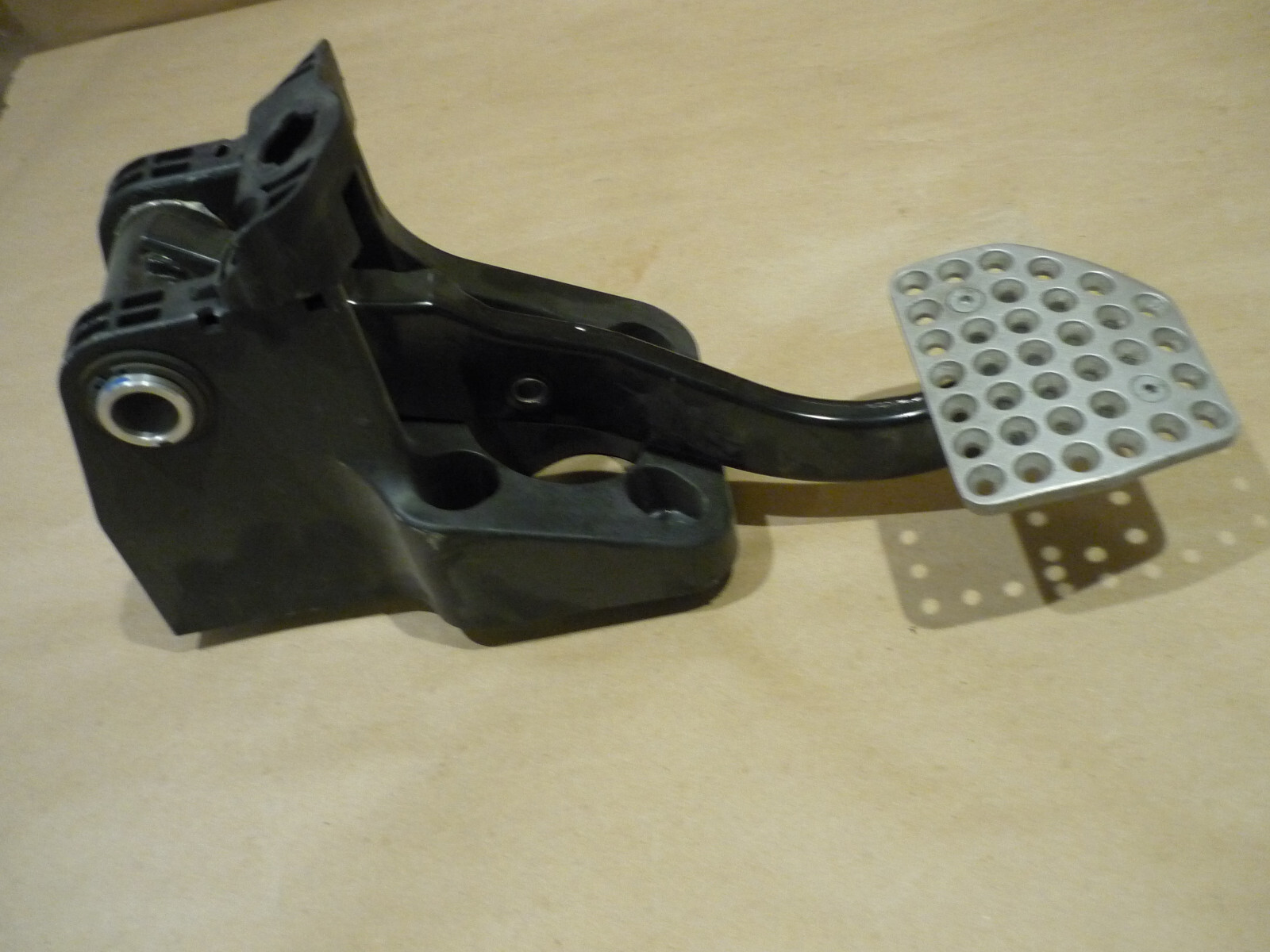 Ferrari 458 - Brake Pedal Box With Pedal - P/N 256436