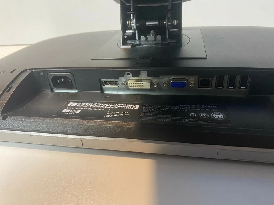 Dell P2214Hb 22" Widescreen LED Monitor 1920 x 1080 (w Stand) - Image 2 of 4