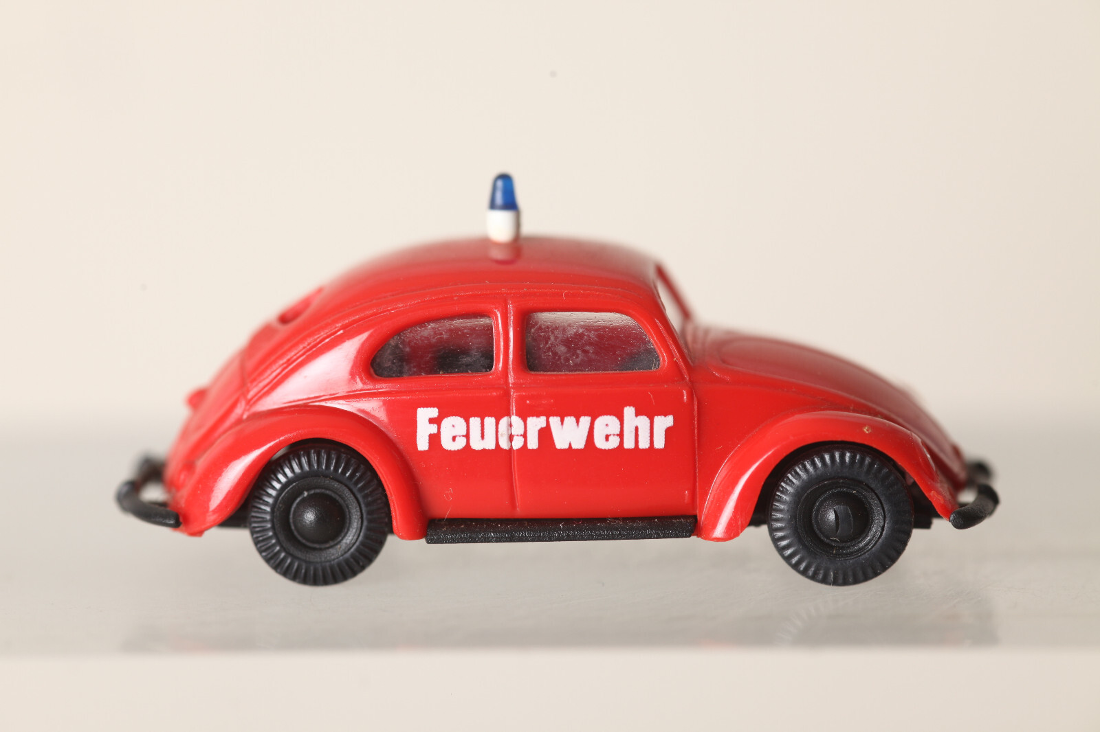 VW Käfer Brezelfenster H0 Modell - Scheunenfund Mit Realistischer Patina, 1:87