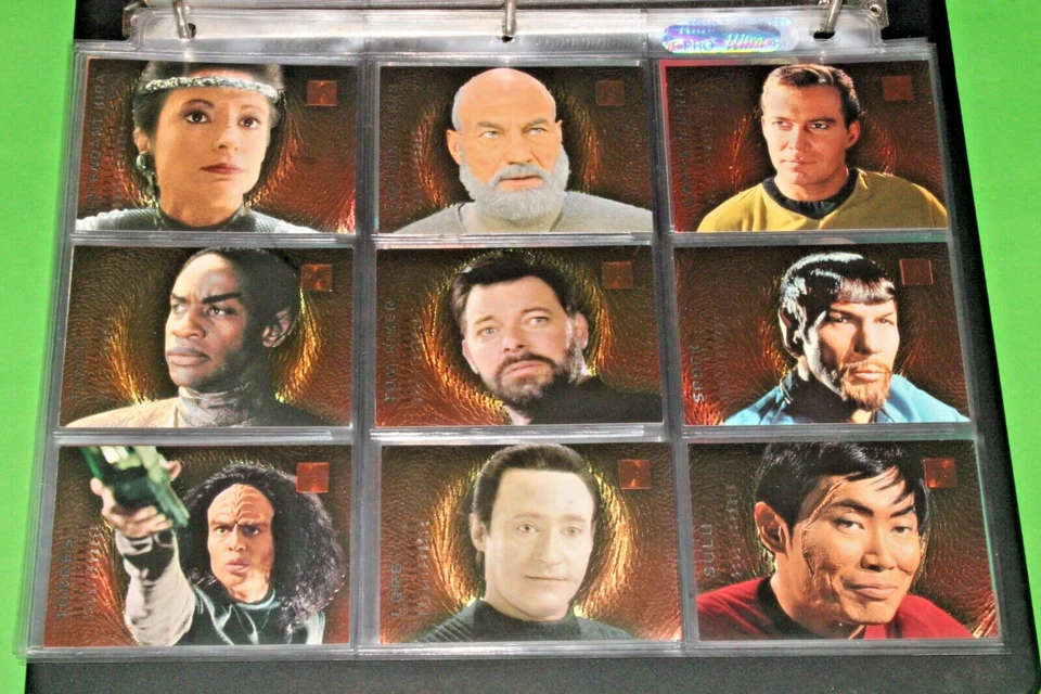 STAR TREK 30 Years Reflections PHASE TWO BASE CARD SET + 2 INSERT SETS + BINDER - Image 4 of 4