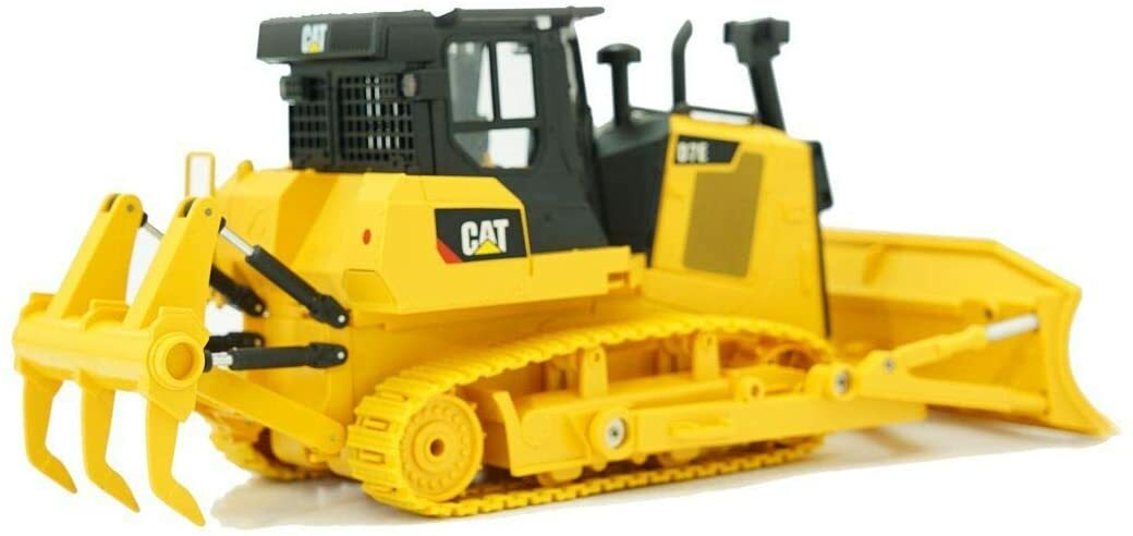 Kyosho 1/24 RC CAT Construction Equipment D7E Track-Type
