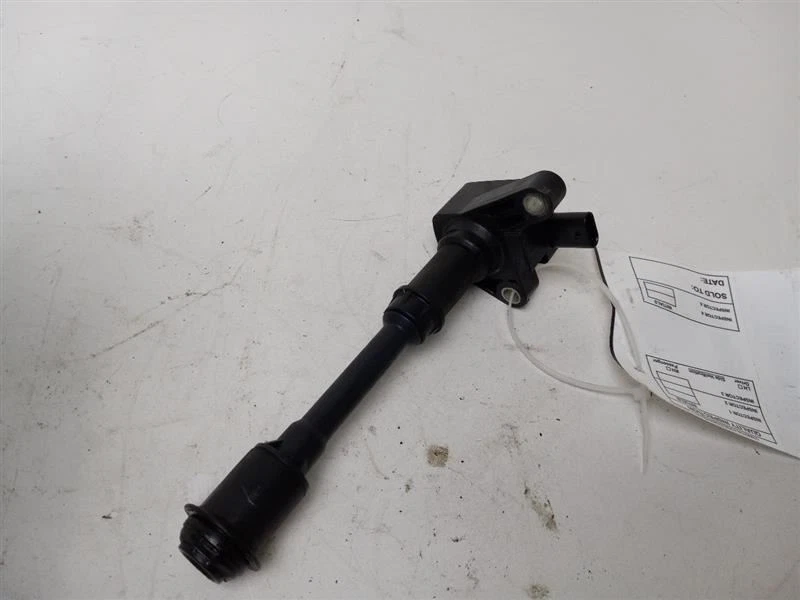 Bobina de encendido para Ford Fiesta 2014-2019 Foto 3 de 4