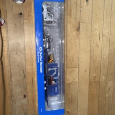 United Rentals Collector’s Series XX Freight liner with dumpster 03845