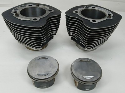 Harley-Davidson 2013 Dyna Super Glide Cylinder Barrels & Pistons 96'' Honed 