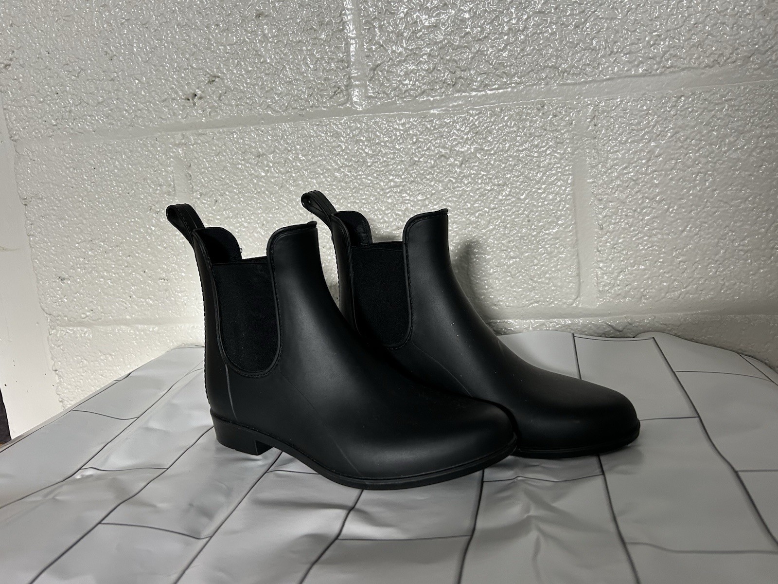 Sam Edelman Tinsley Rain Boots Black Matte Womens Size 8