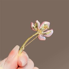 Fashion Exquisite Lotus Flower Brooch Elegant Badges Creative Temperament Pins